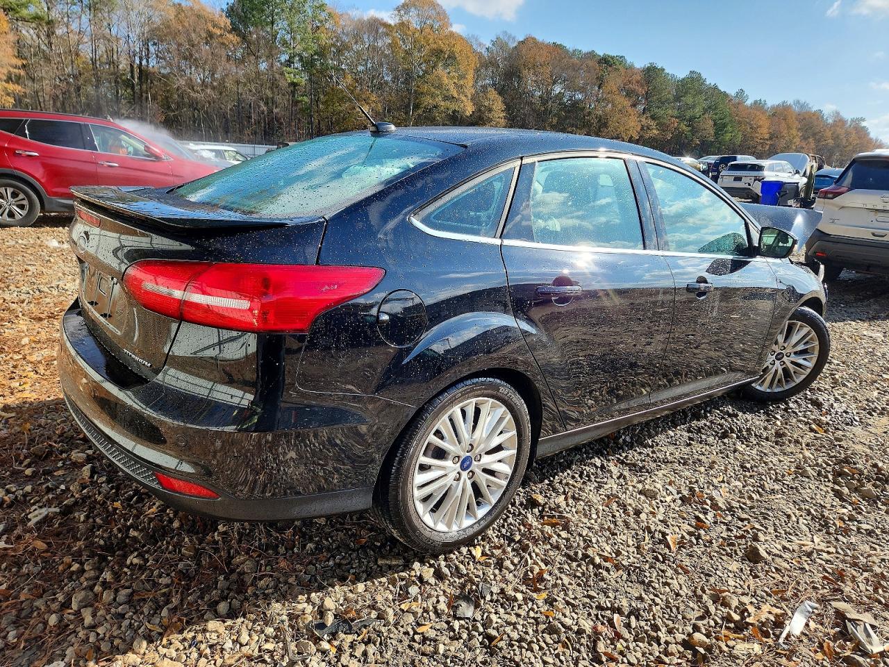 2018 FORD FOCUS TITANIUM photo 9
