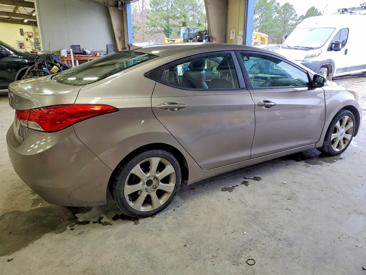 2012 HYUNDAI ELANTRA GLS photo 3