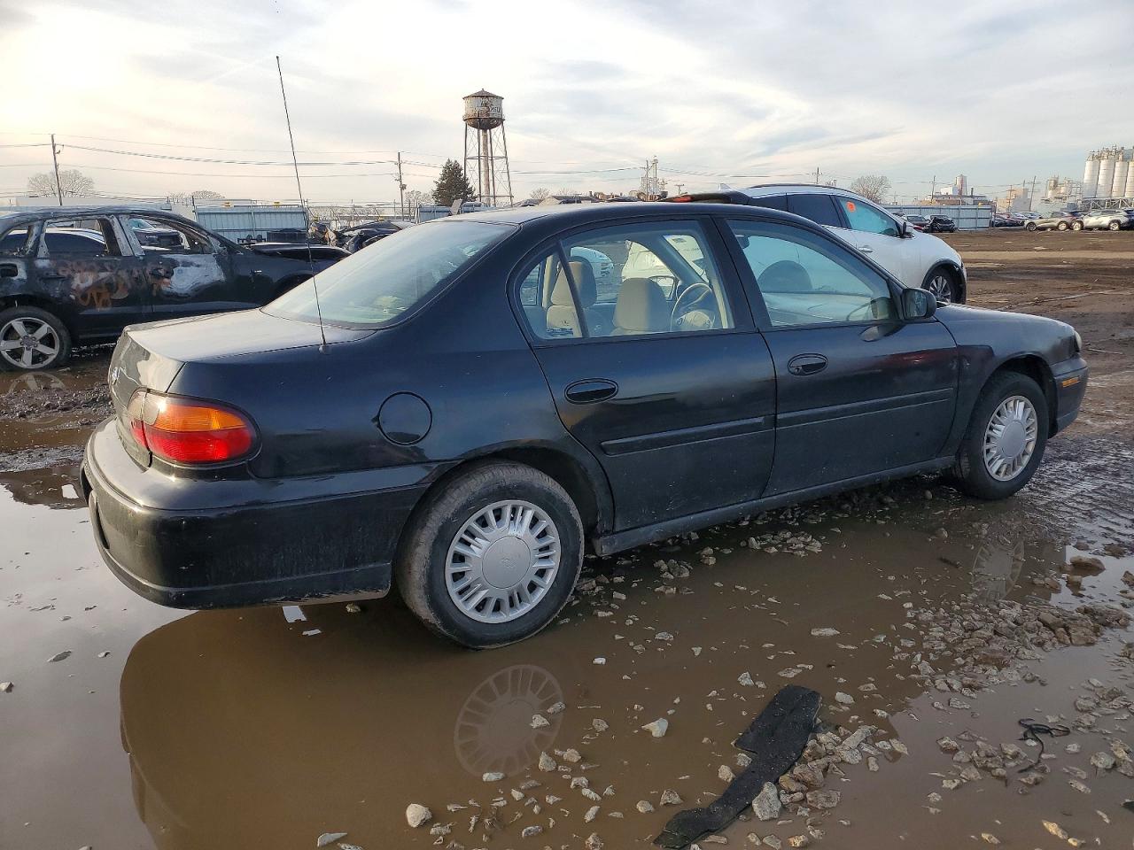2001 CHEVROLET MALIBU photo 3