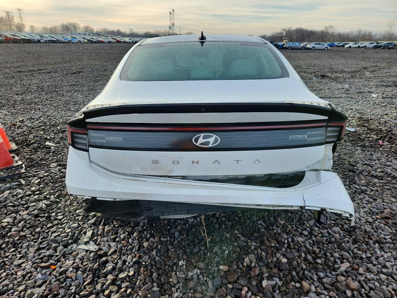 2024 HYUNDAI SONATA SEL photo 16