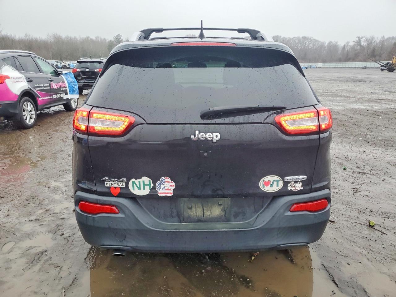 2016 JEEP CHEROKEE LATITUDE photo 6