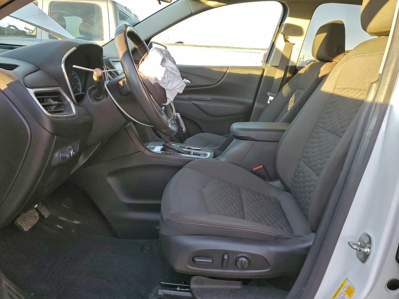 2018 CHEVROLET EQUINOX LT photo 7