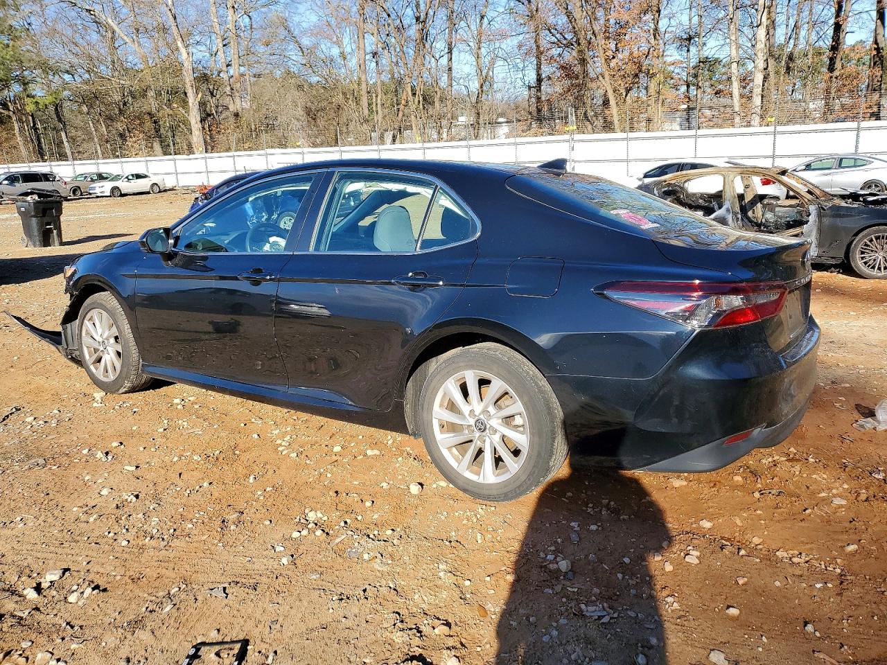 2023 TOYOTA CAMRY LE photo 2