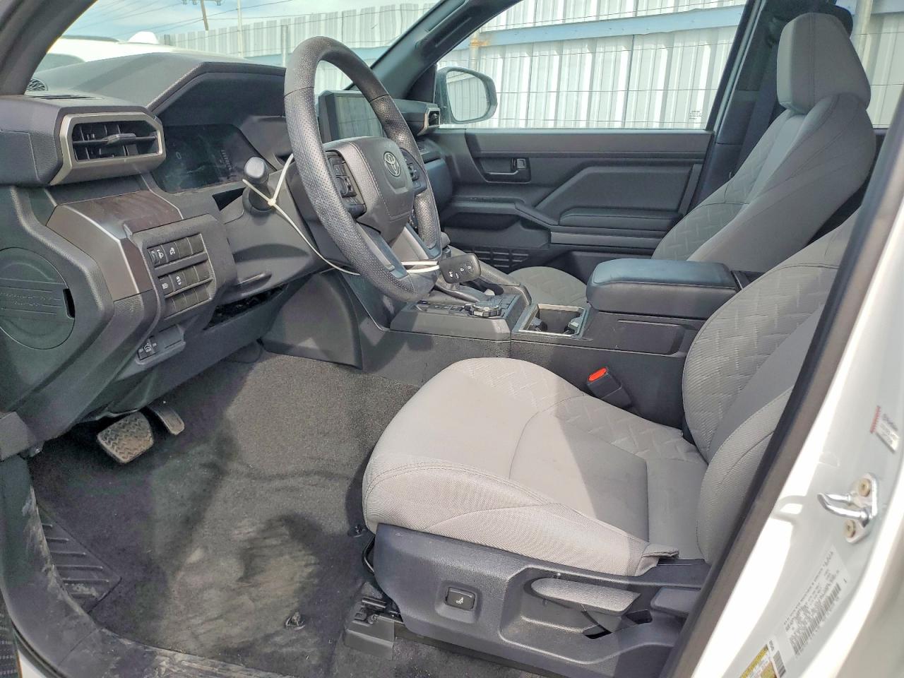 2025 TOYOTA TACOMA DOUBLE CAB photo 7