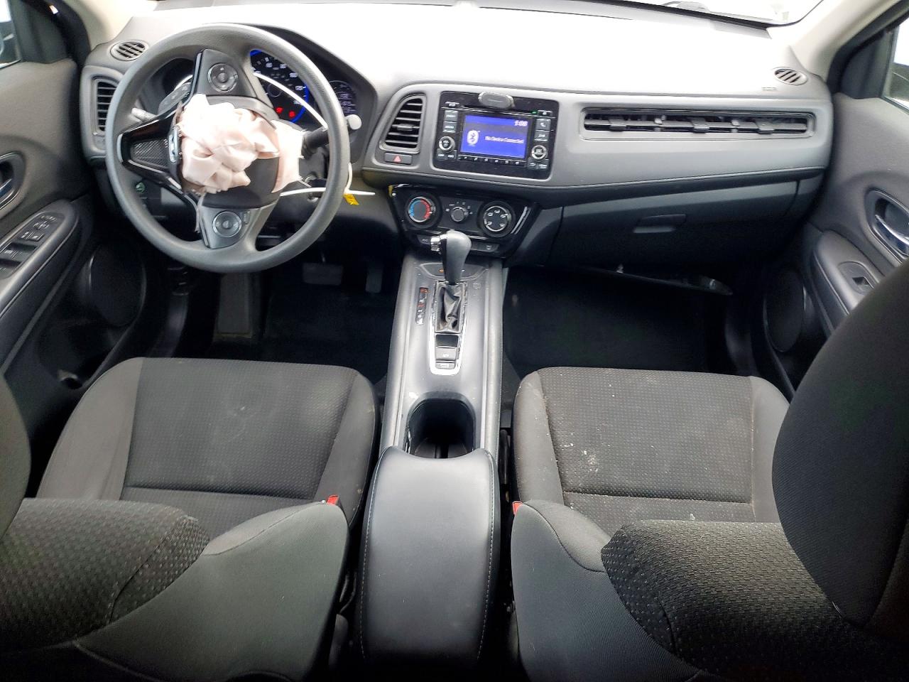 2019 HONDA HR-V LX photo 8