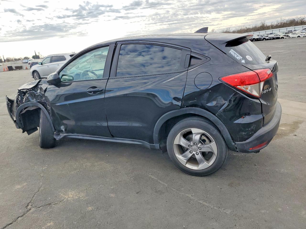 2019 HONDA HR-V LX photo 2
