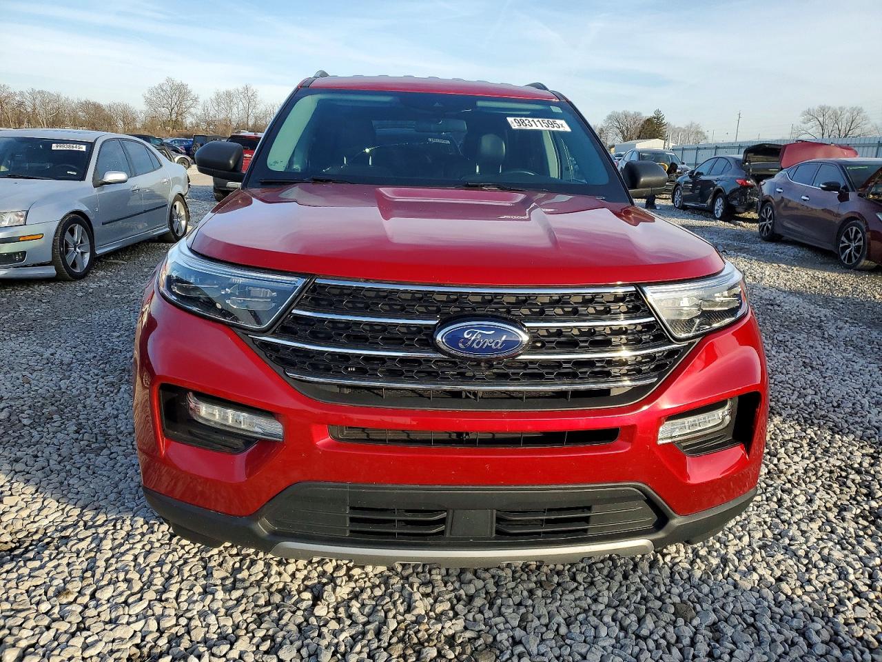 2021 FORD EXPLORER XLT photo 5