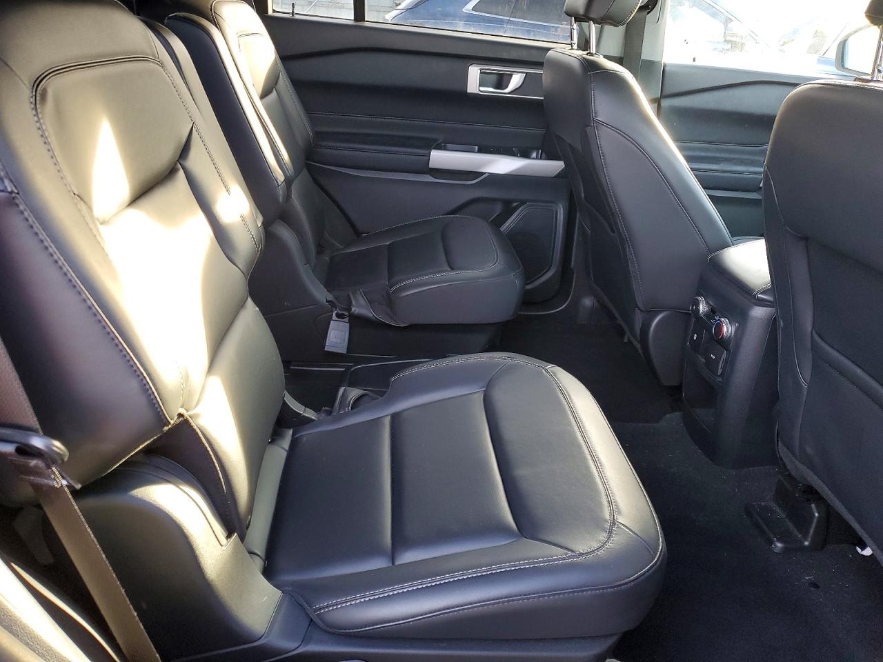 2021 FORD EXPLORER XLT photo 11