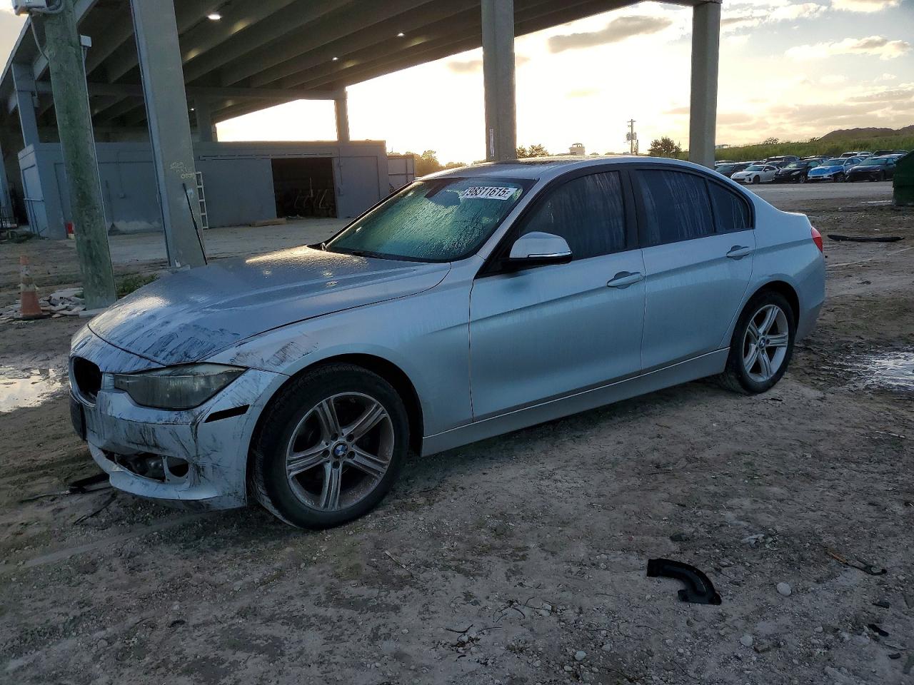 2015 BMW 320