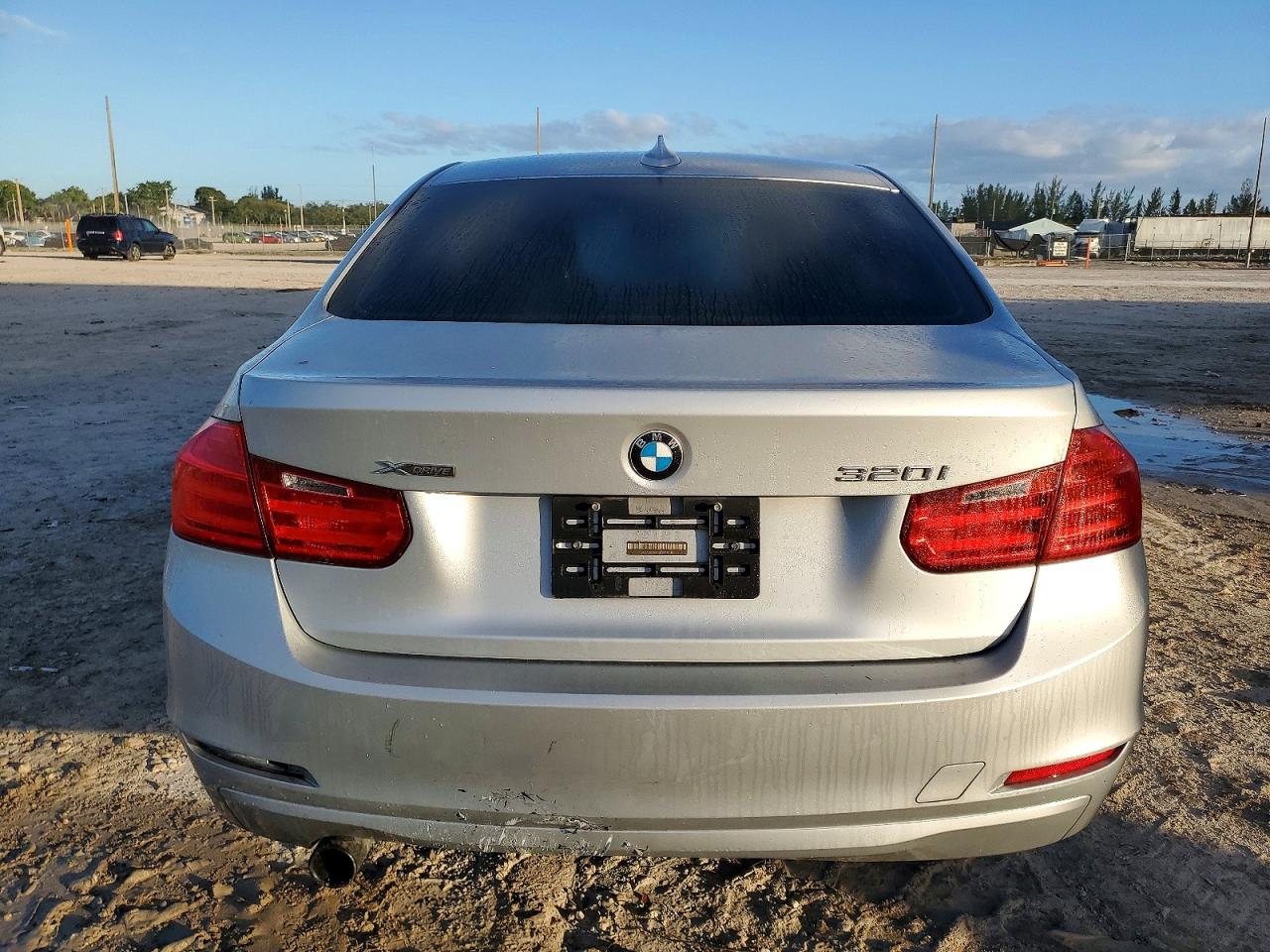 2015 BMW 320 I XDRIVE photo 6