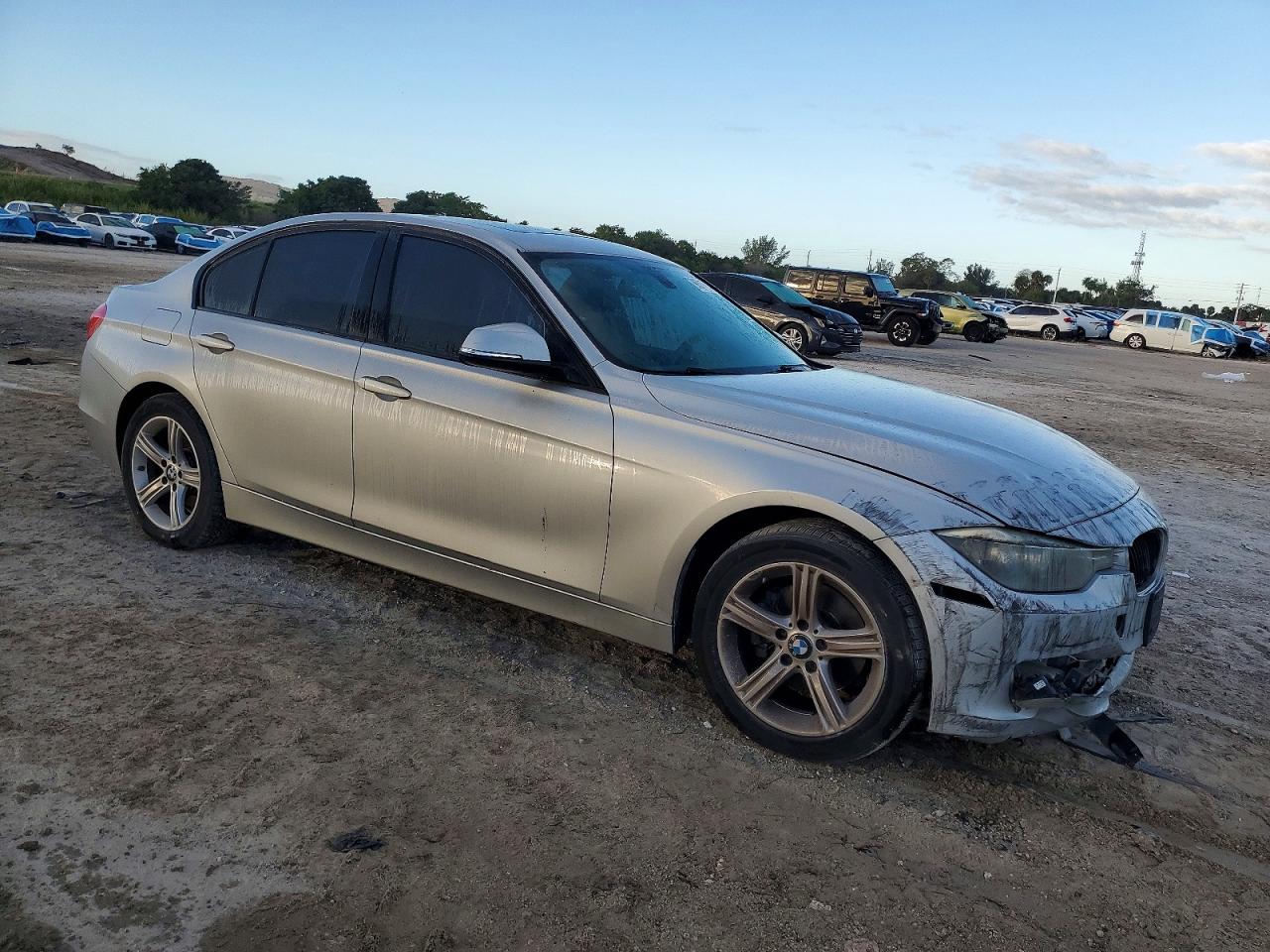 2015 BMW 320 I XDRIVE photo 4
