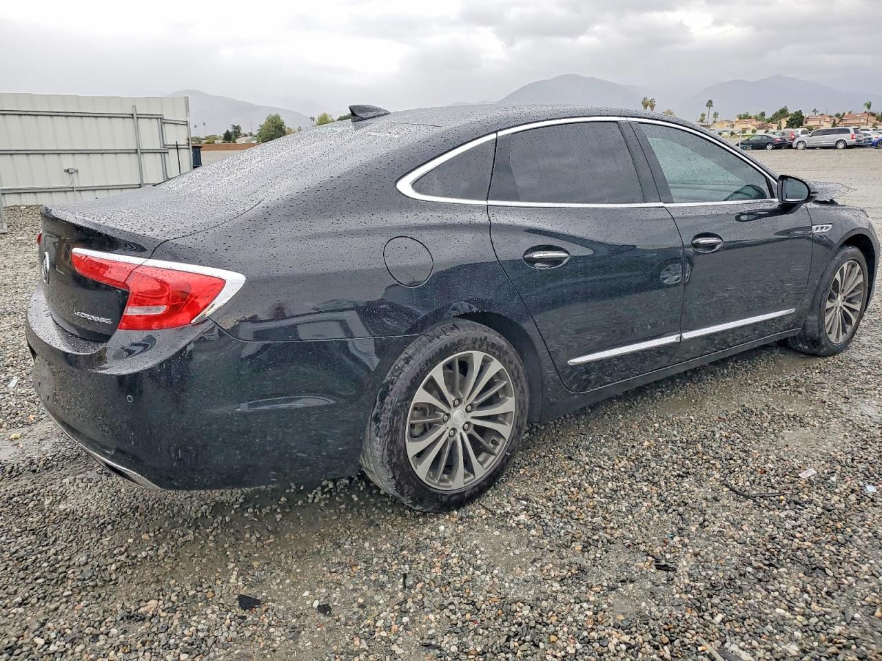 2017 BUICK LACROSSE ESSENCE photo 3