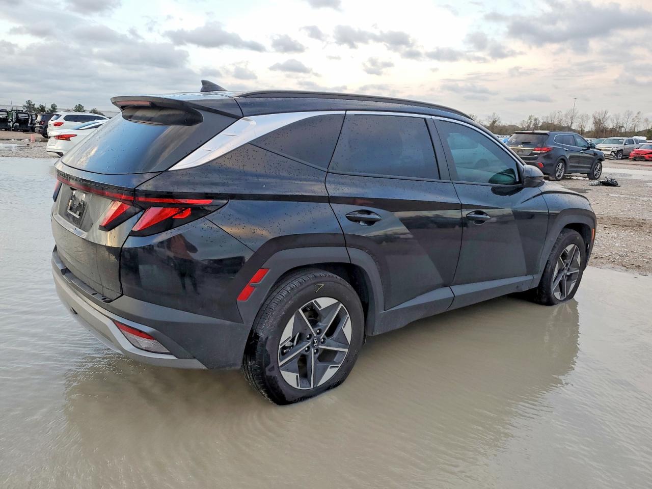 2025 HYUNDAI TUCSON SEL photo 5