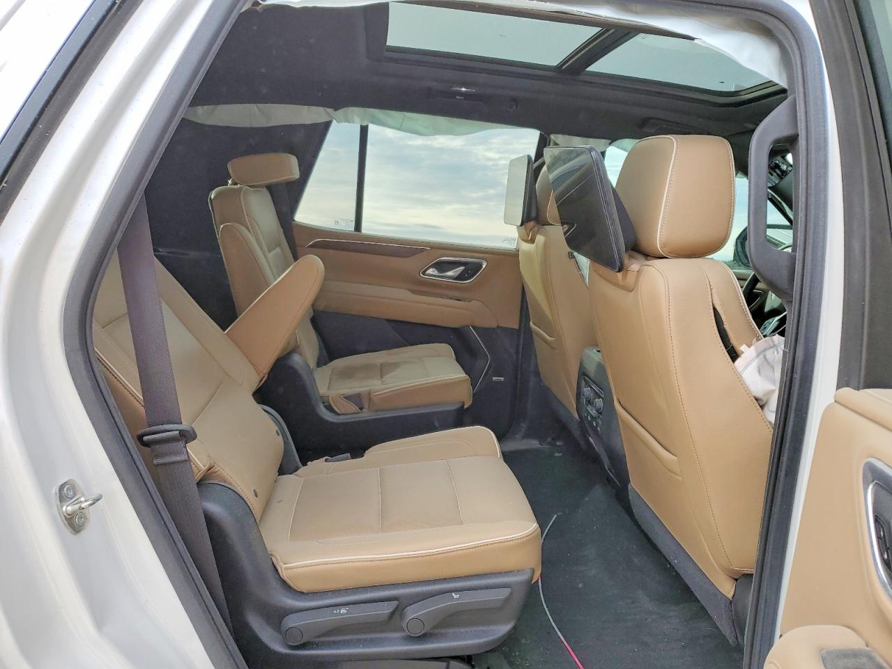 2021 CHEVROLET TAHOE C1500 PREMIER photo 21