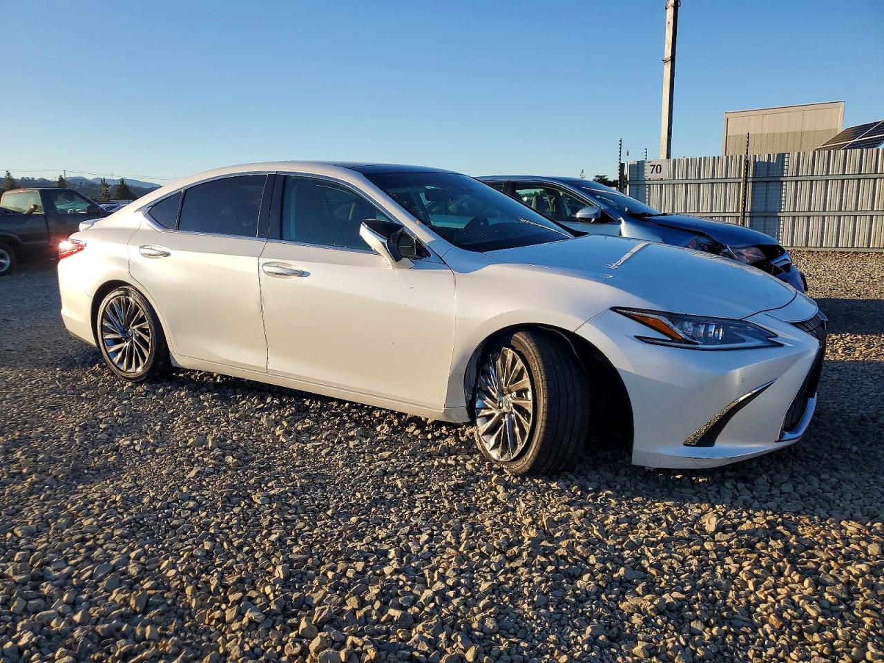 2024 LEXUS ES 350 BASE photo 4