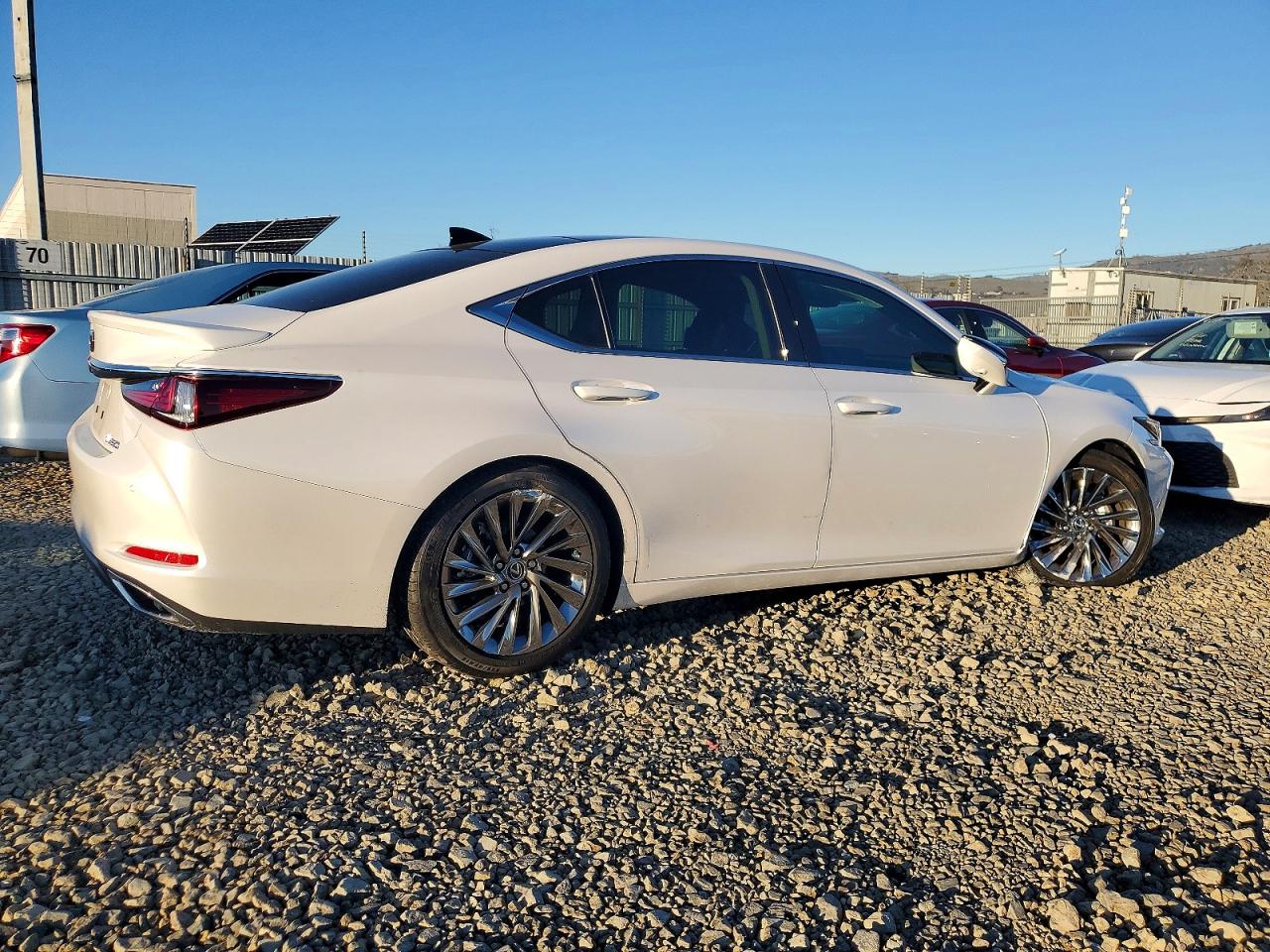 2024 LEXUS ES 350 BASE photo 3
