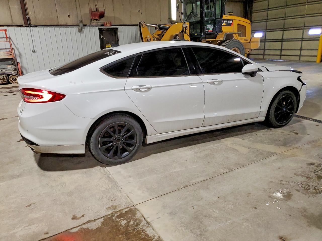 2017 FORD FUSION SE photo 3
