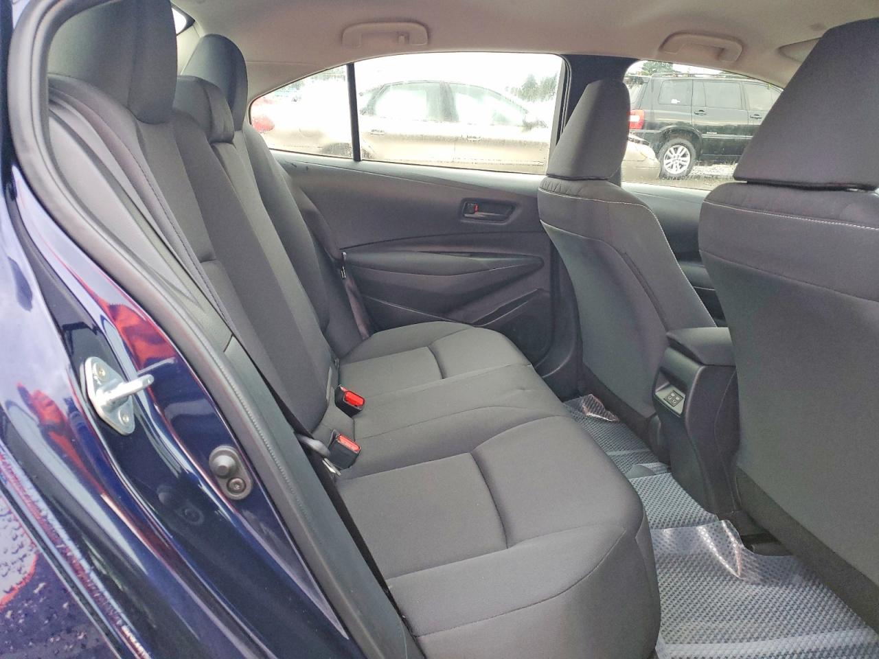 2024 TOYOTA COROLLA LE photo 10