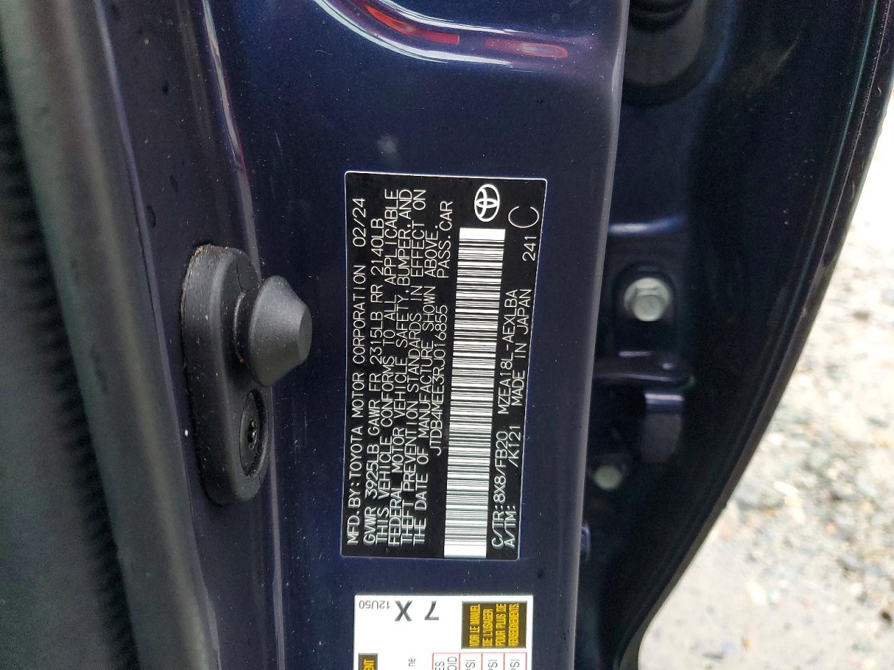 2024 TOYOTA COROLLA LE photo 13
