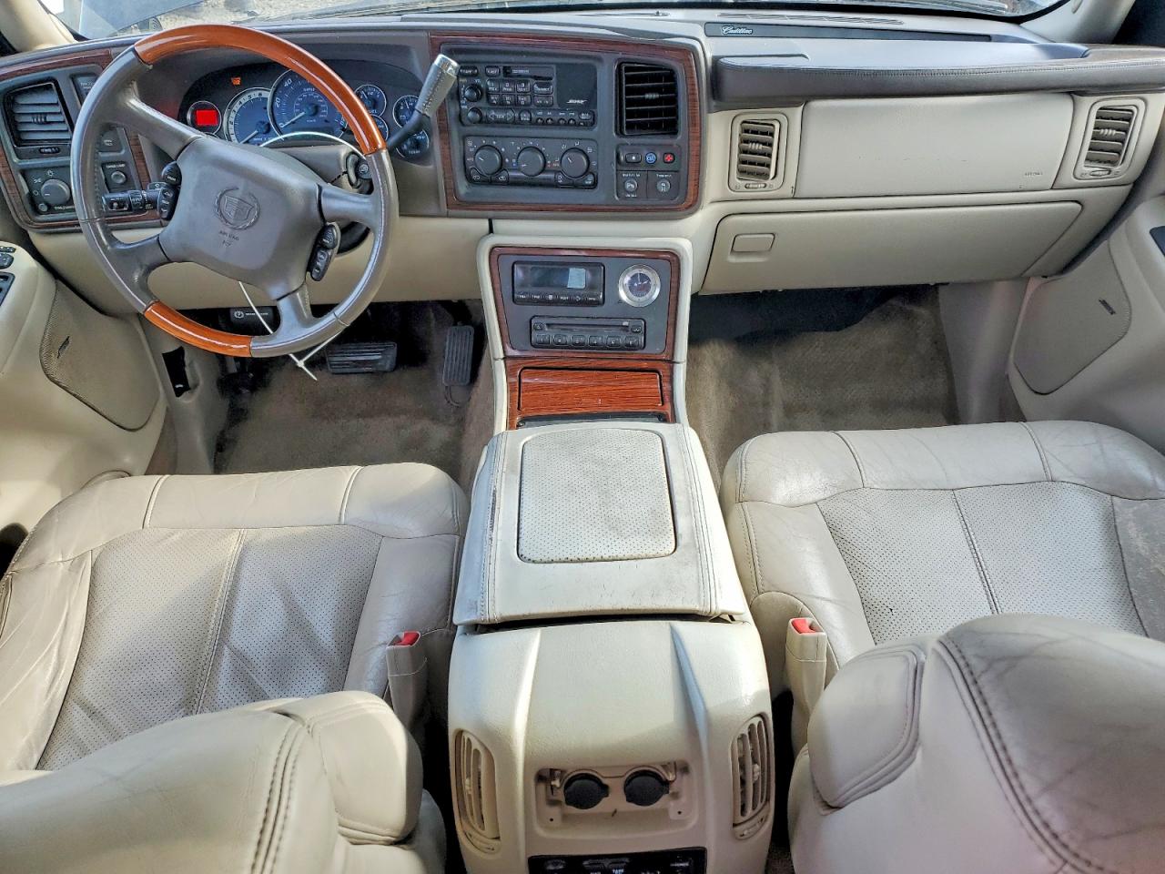 2002 CADILLAC ESCALADE EXT photo 8