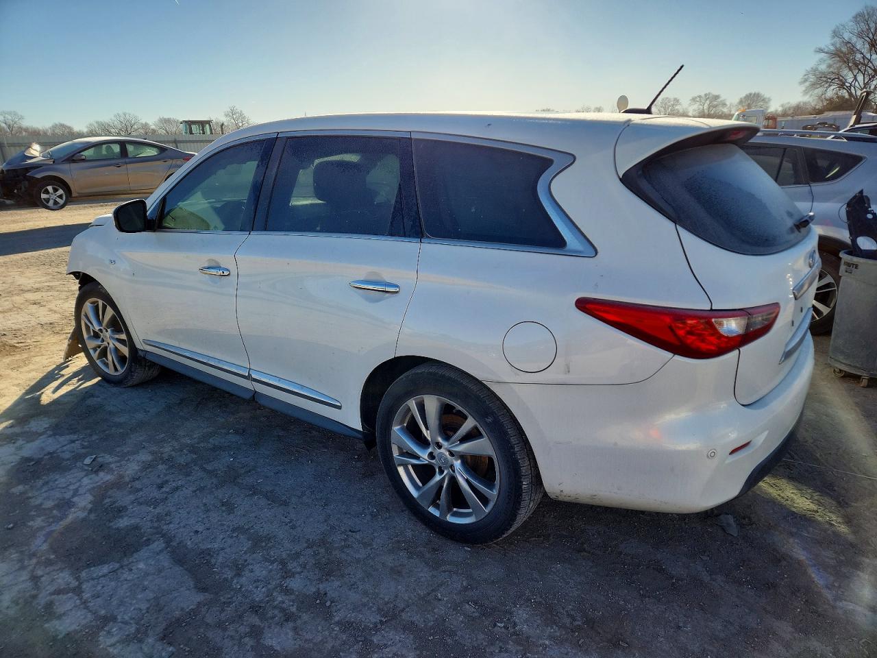 2014 INFINITI QX60 photo 2