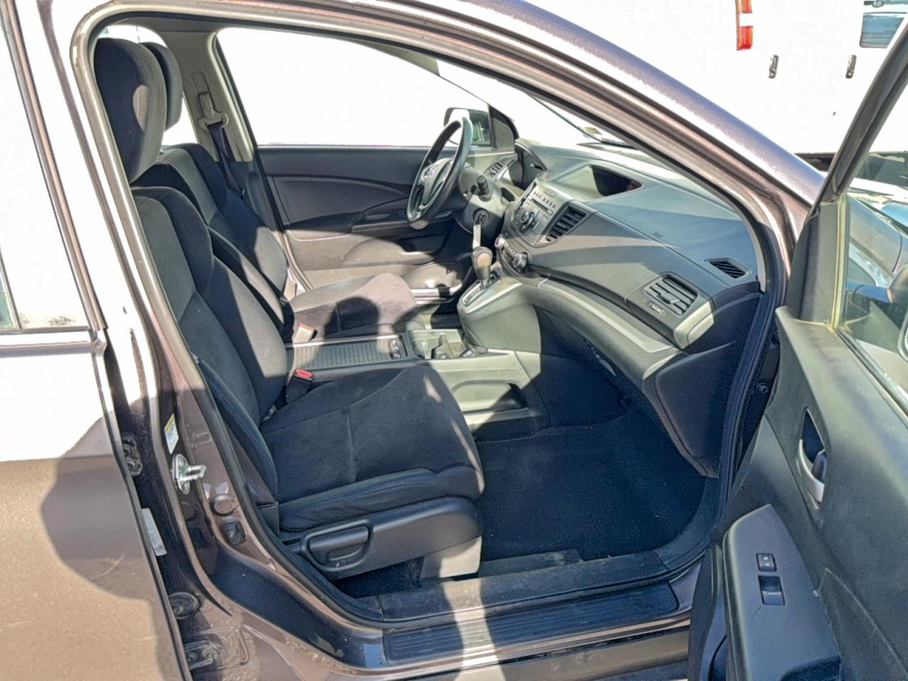 2012 HONDA CR-V LX photo 5