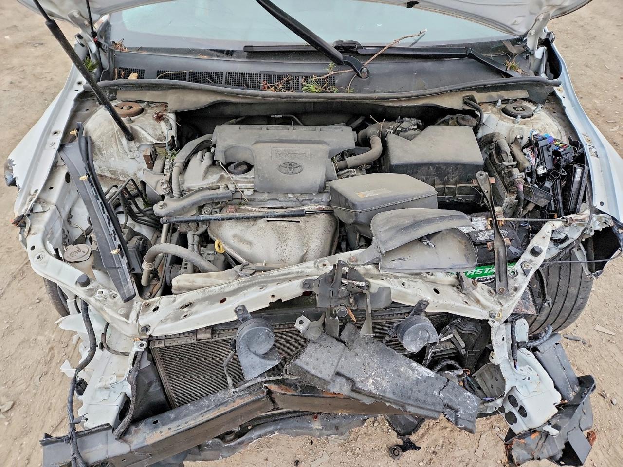 2016 TOYOTA CAMRY LE photo 11