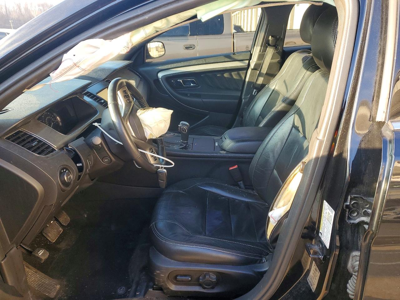 2015 FORD TAURUS SEL photo 7