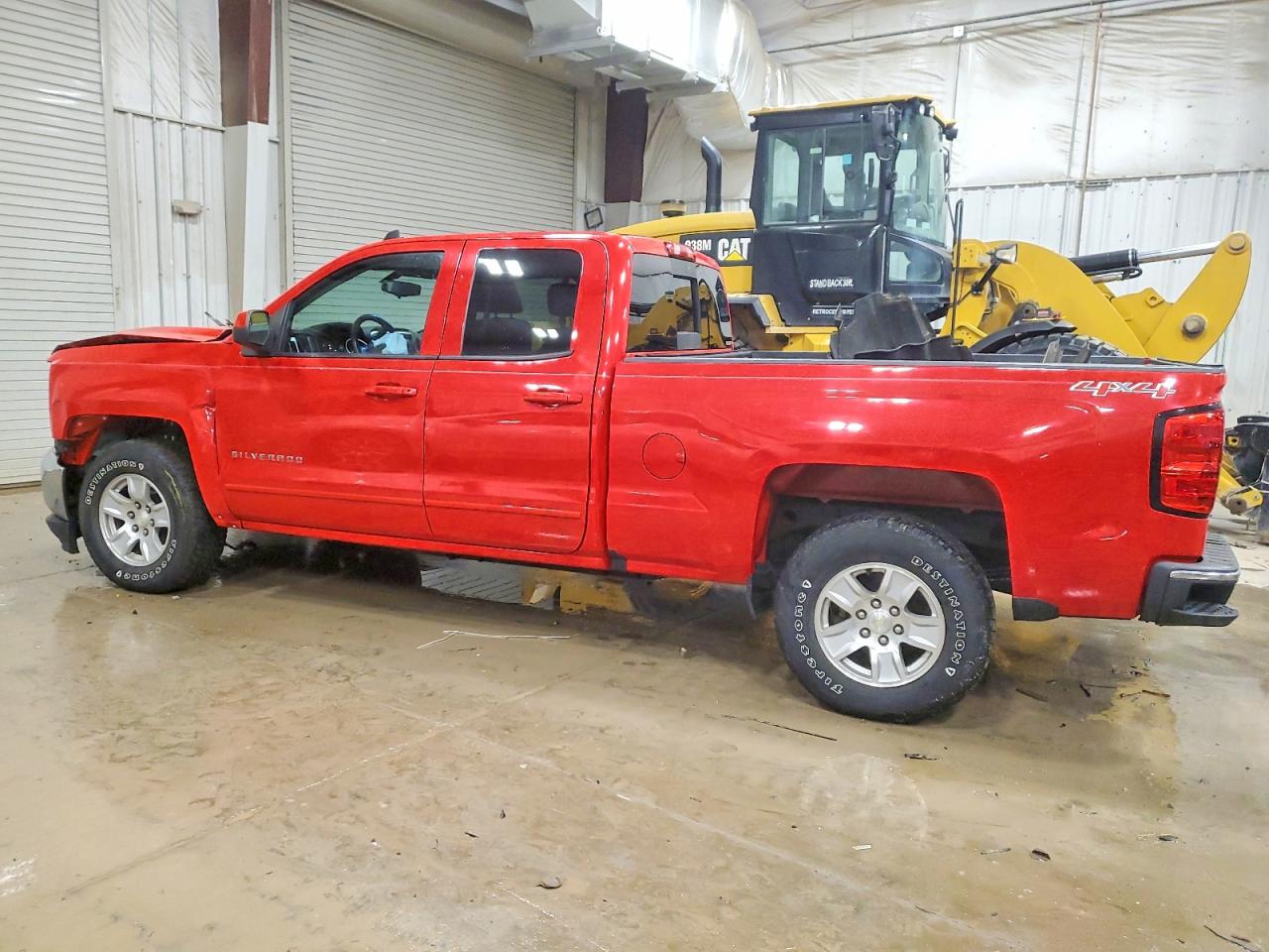 2017 CHEVROLET SILVERADO K1500 LT photo 2