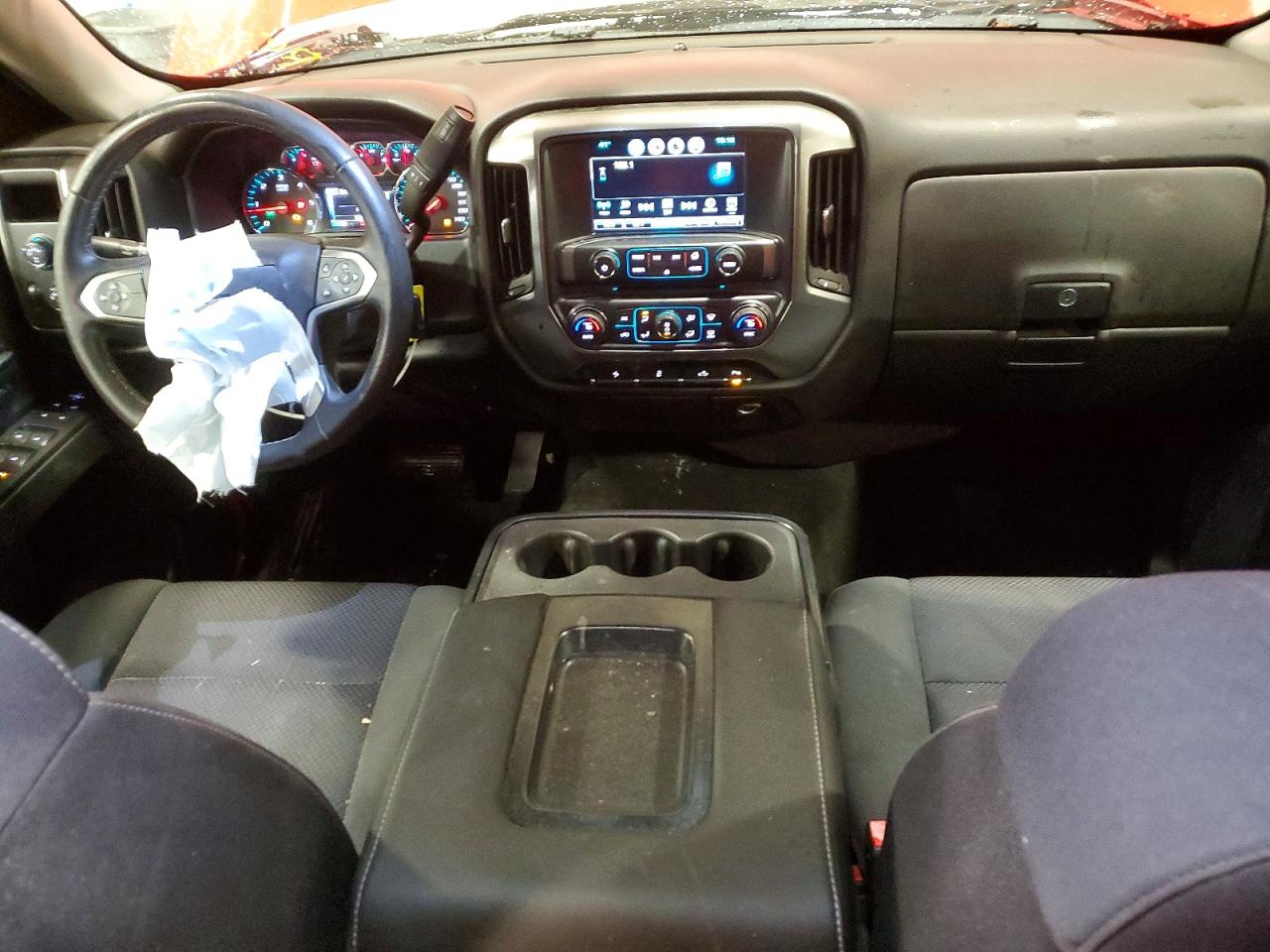 2017 CHEVROLET SILVERADO K1500 LT photo 8