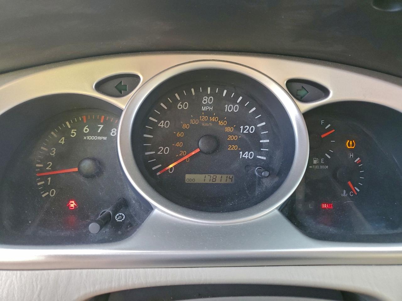 2006 TOYOTA HIGHLANDER LIMITED photo 9