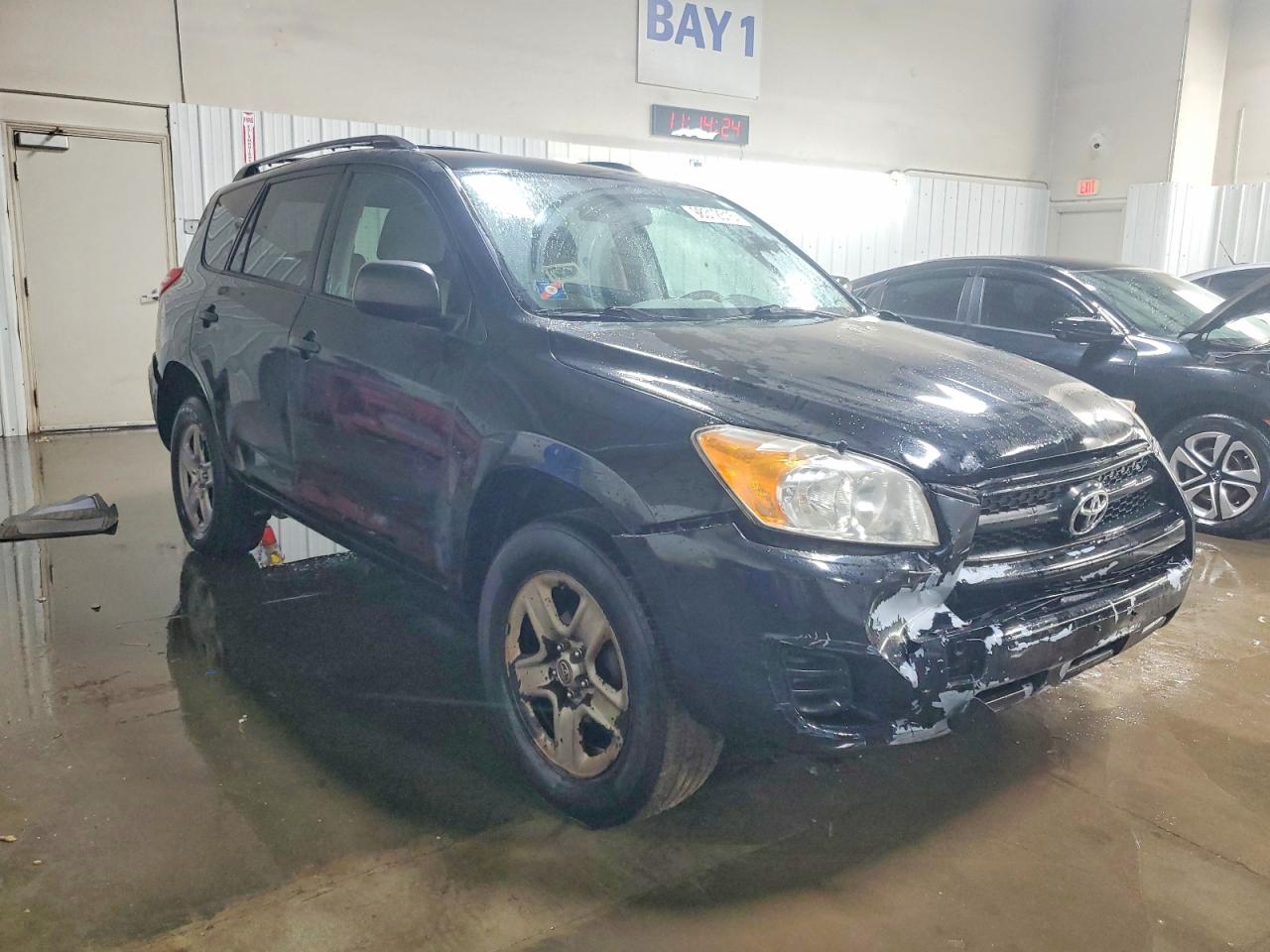 2010 TOYOTA RAV4 photo 4
