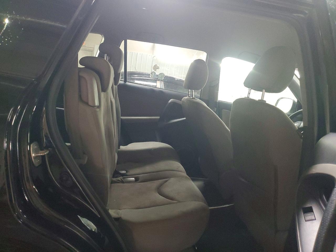 2010 TOYOTA RAV4 photo 10