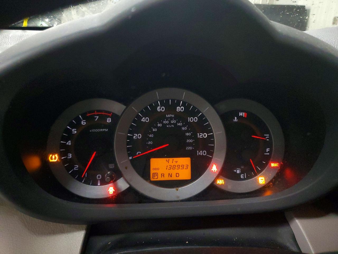 2010 TOYOTA RAV4 photo 9