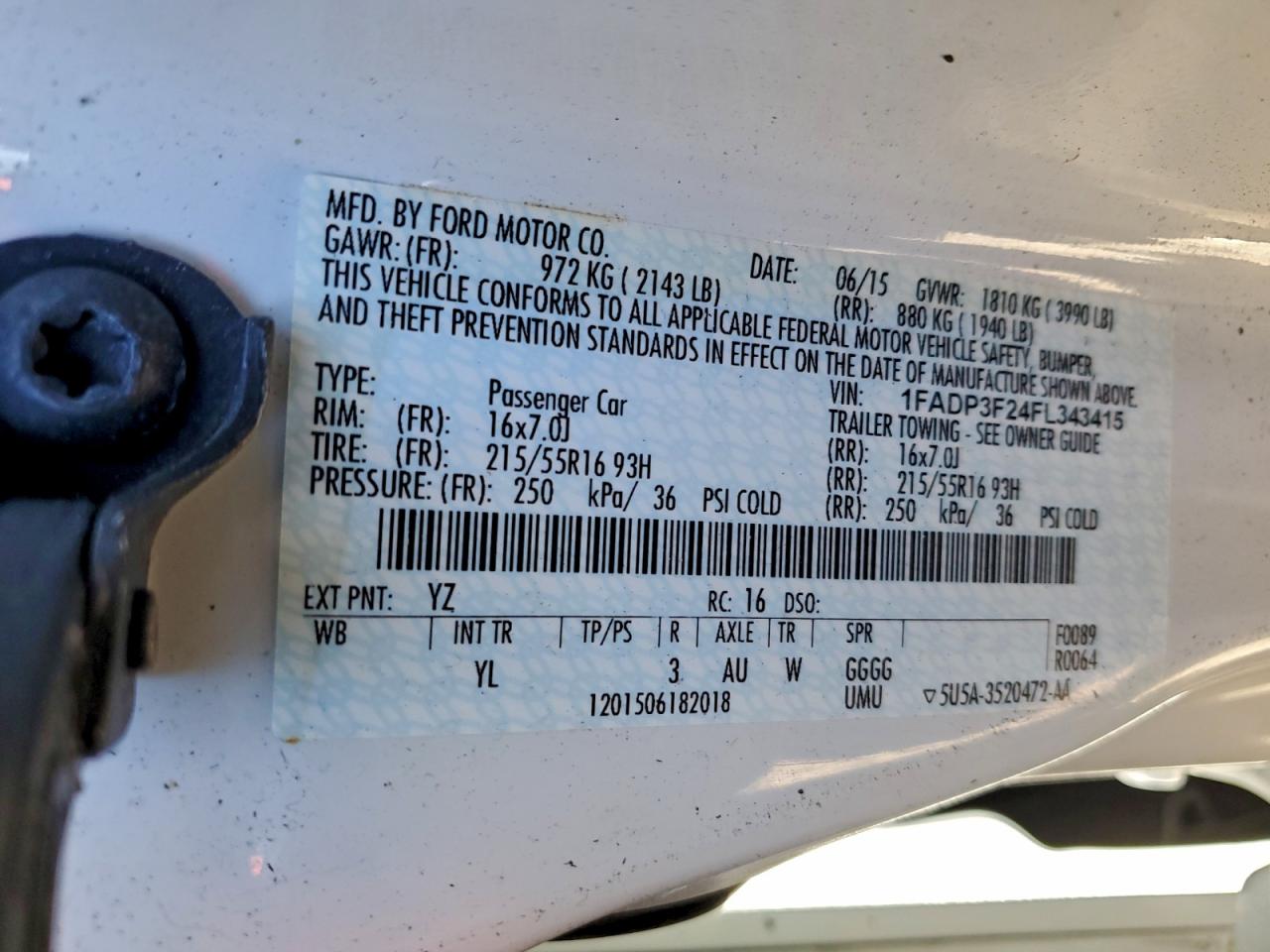 2015 FORD FOCUS SE photo 12