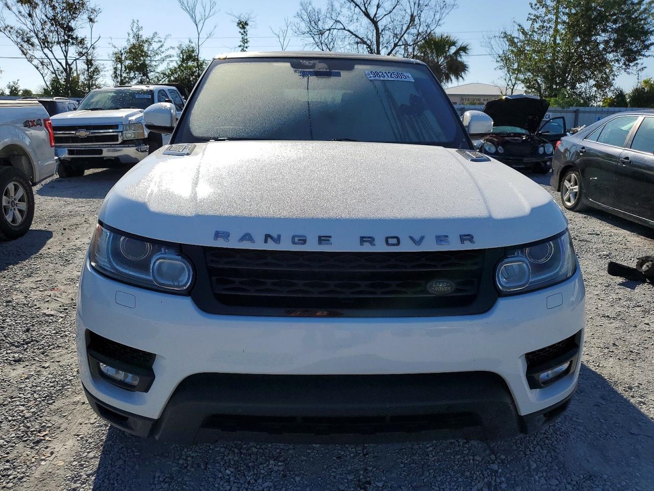 2016 LAND ROVER RANGE ROVER SPORT SE photo 5