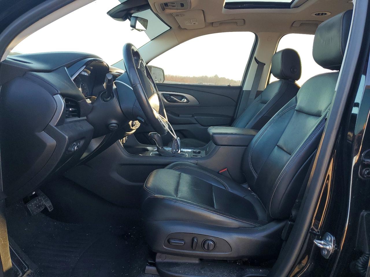 2020 CHEVROLET TRAVERSE PREMIER photo 19