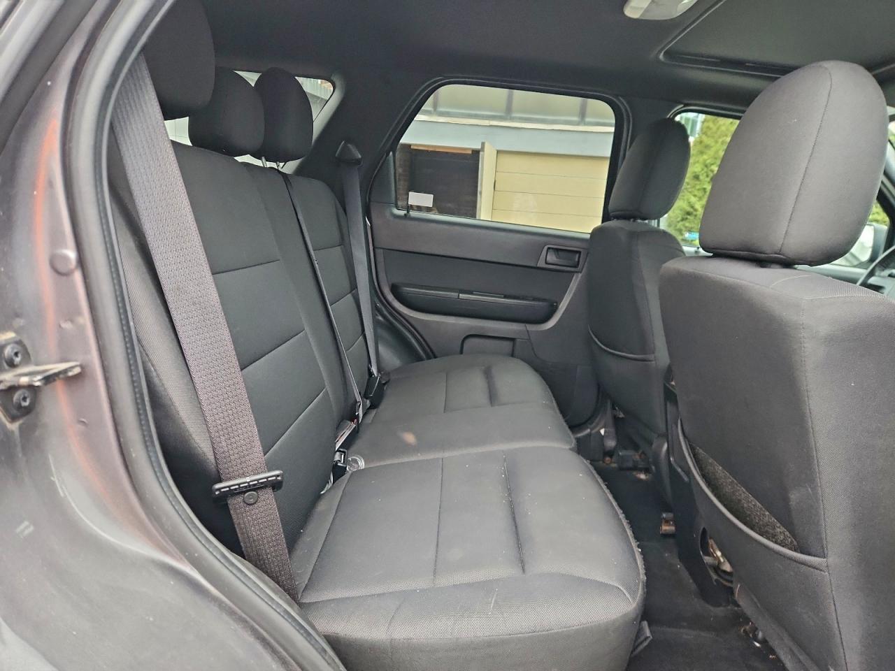 2012 FORD ESCAPE XLT photo 11