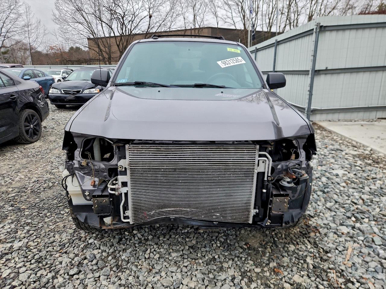 2012 FORD ESCAPE XLT photo 5