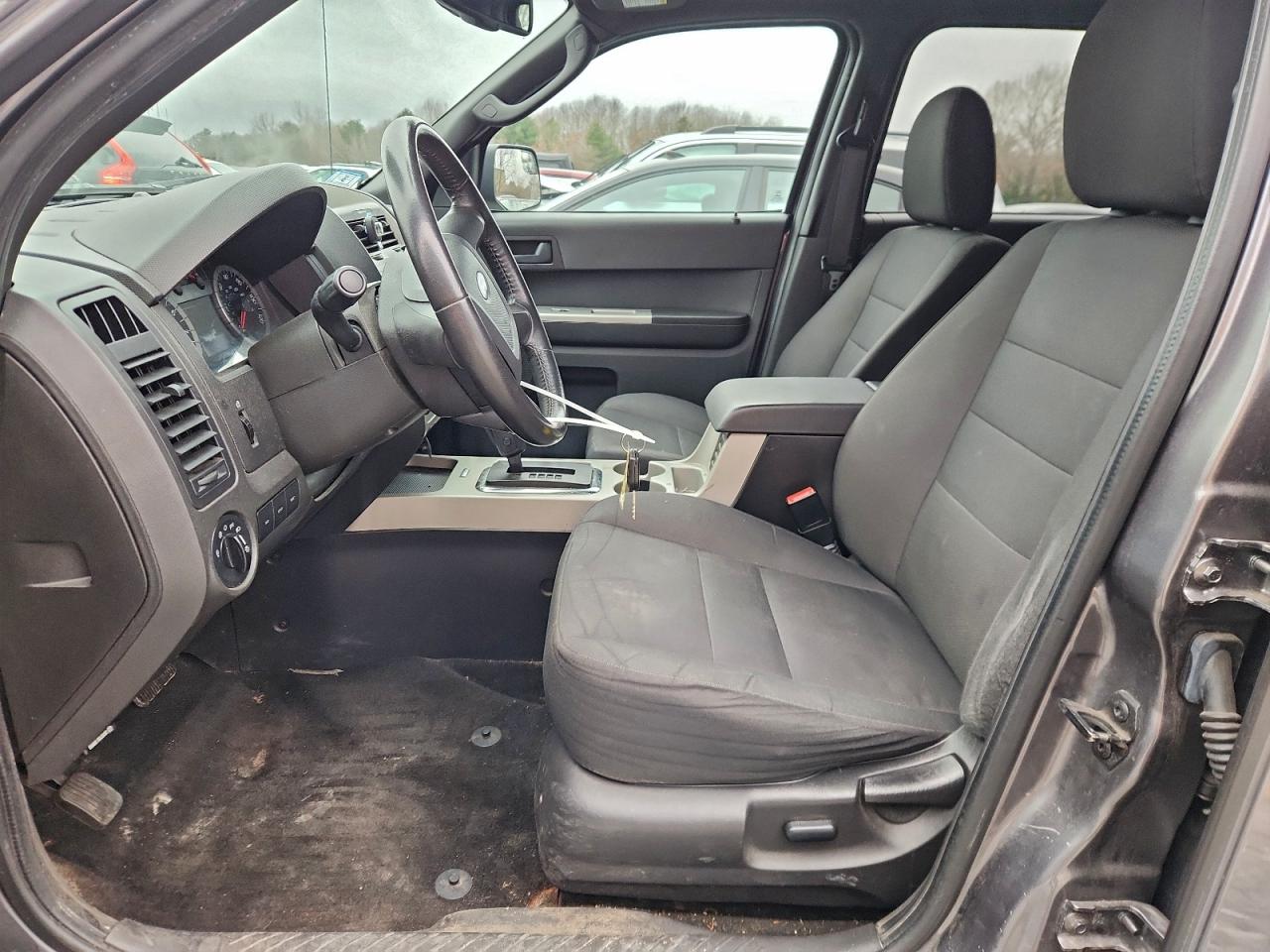 2012 FORD ESCAPE XLT photo 7
