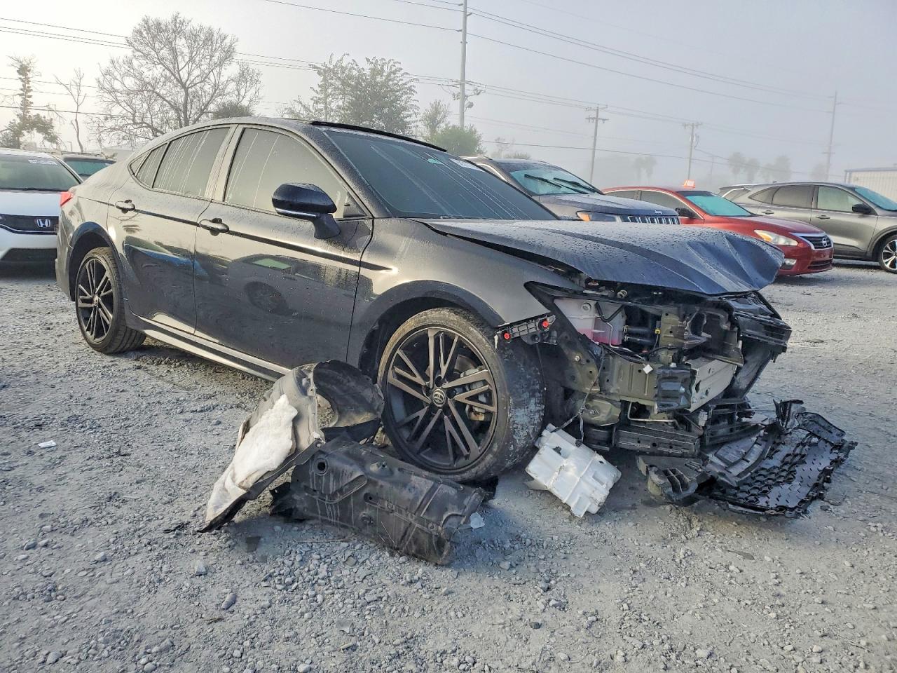2025 TOYOTA CAMRY XSE photo 4