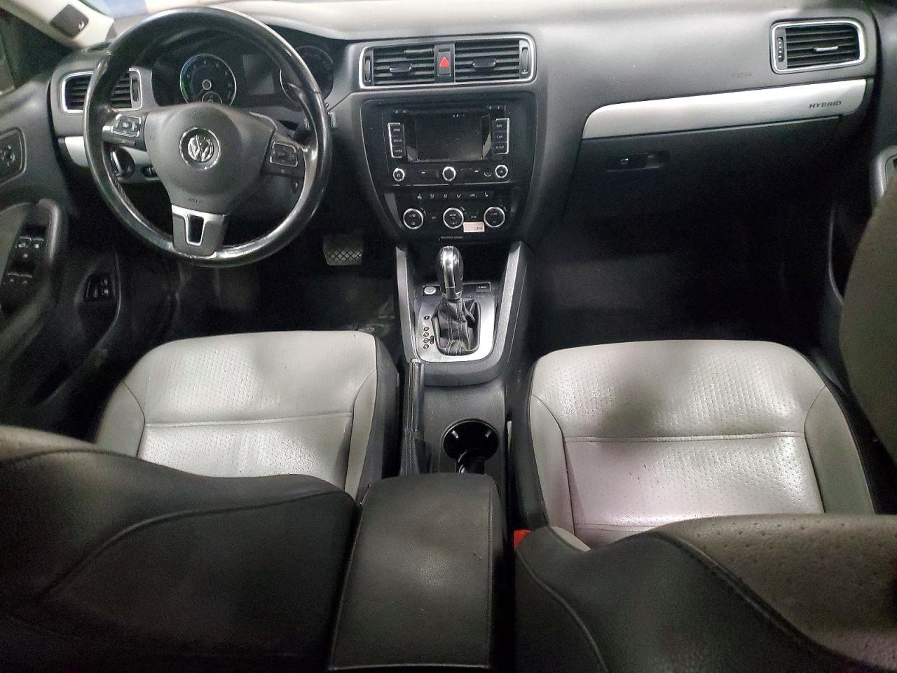 2014 VOLKSWAGEN JETTA HYBRID photo 8