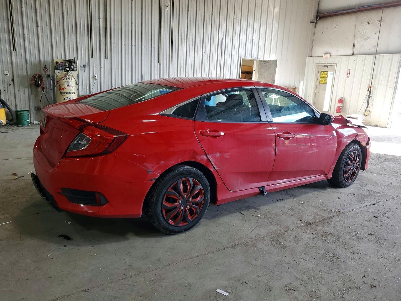 2017 HONDA CIVIC LX photo 3
