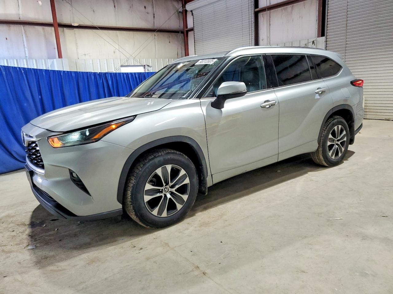 2021 TOYOTA HIGHLANDER