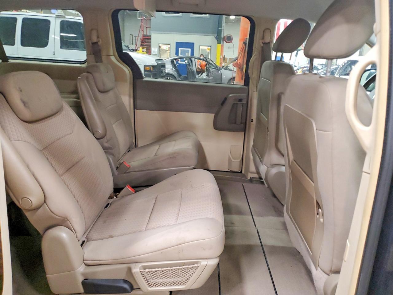 2008 CHRYSLER TOWN & COUNTRY TOURING photo 11