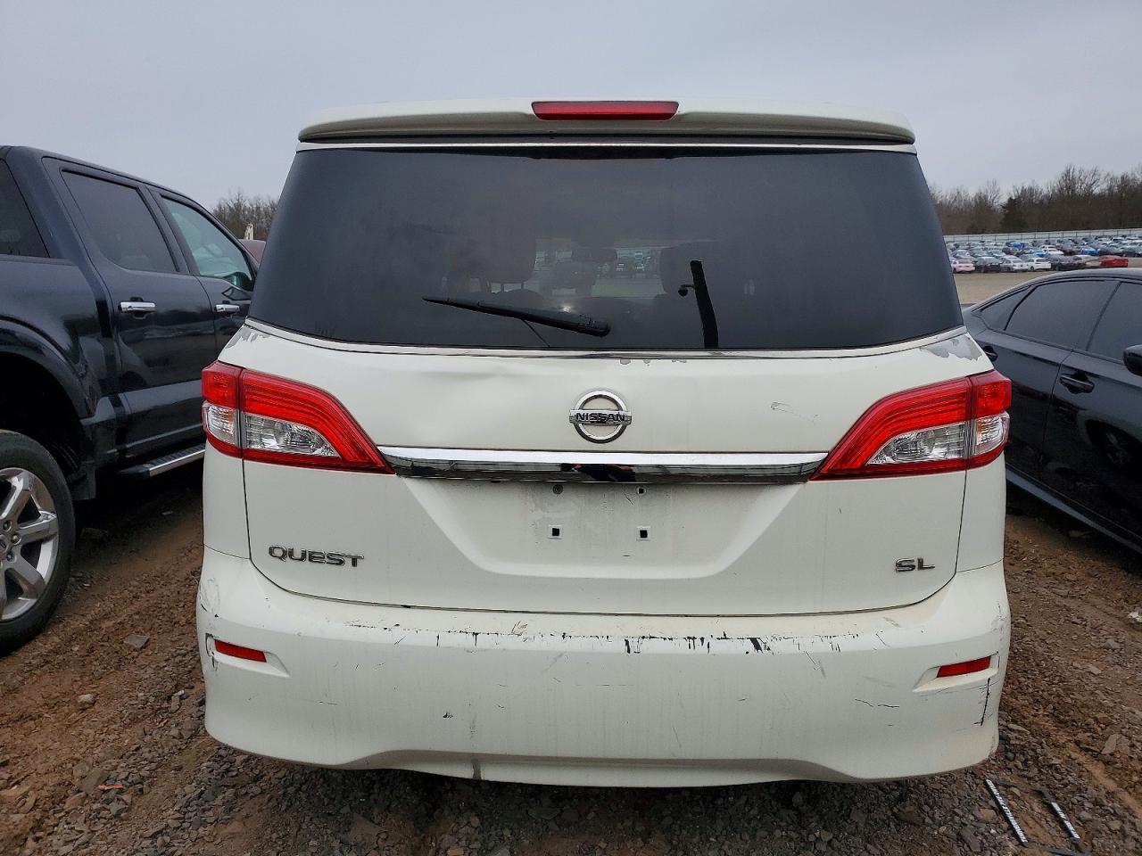 2013 NISSAN QUEST S photo 6