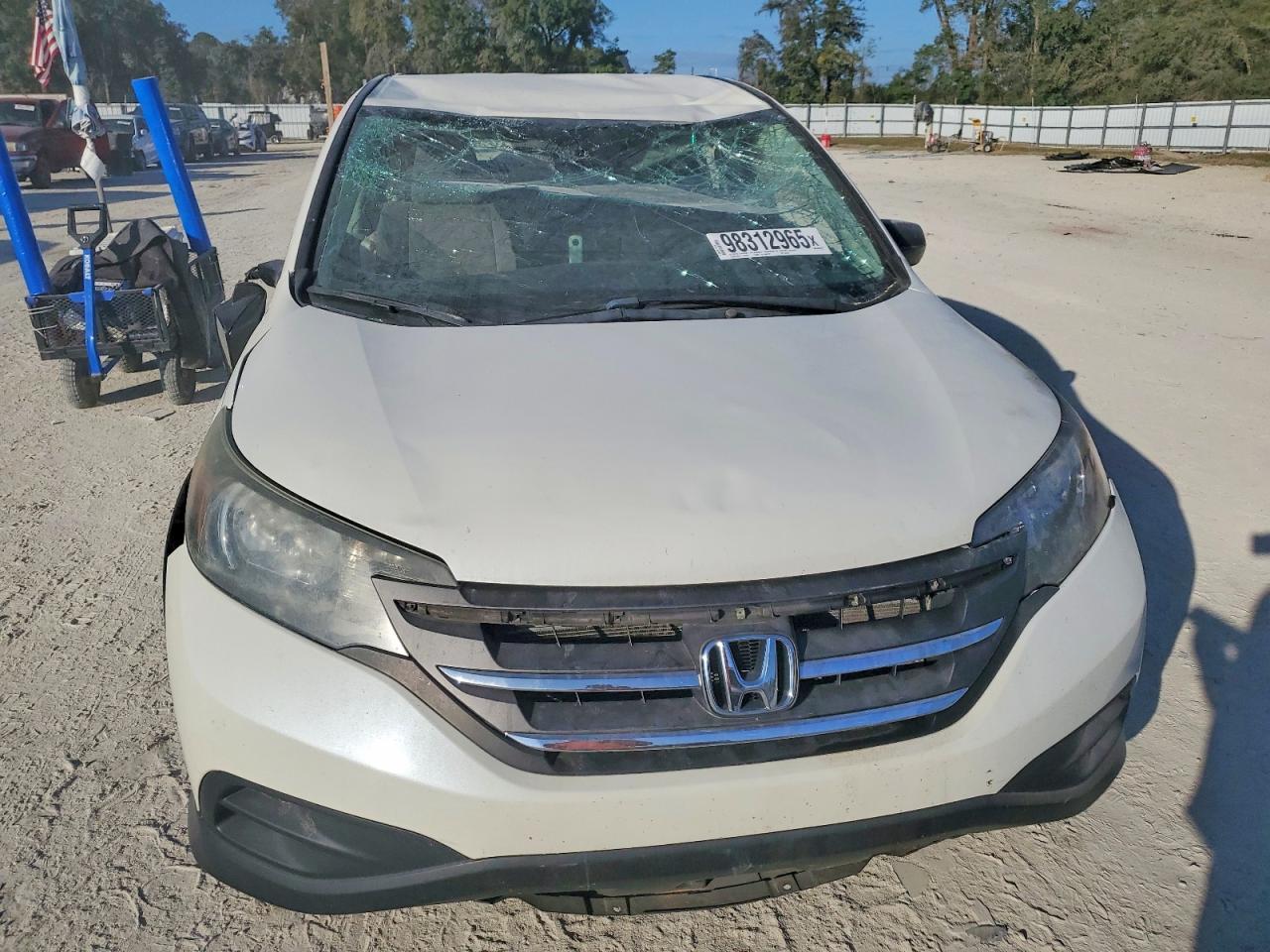 2014 HONDA CR-V LX photo 5