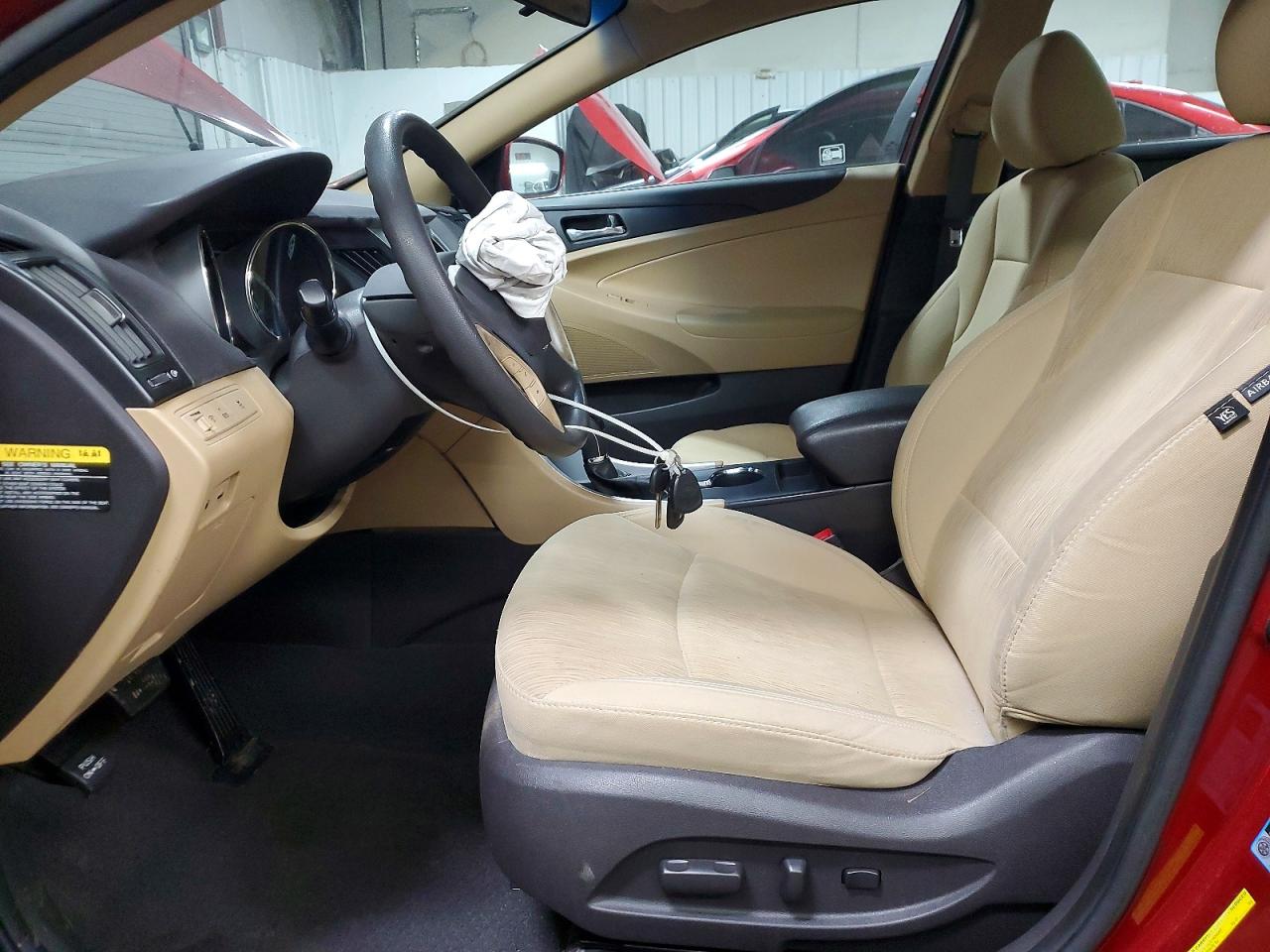 2011 HYUNDAI SONATA GLS photo 7