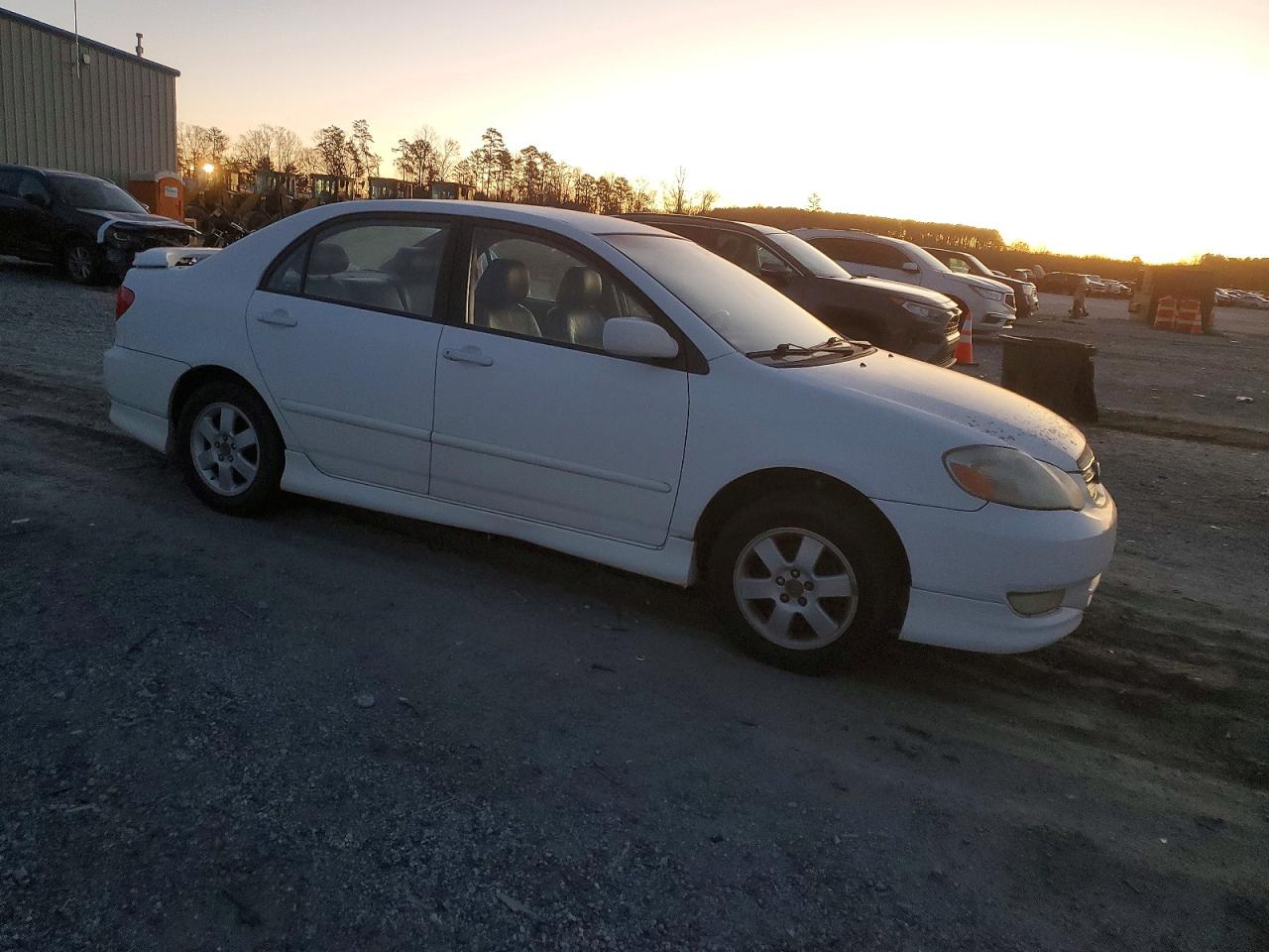 2004 TOYOTA COROLLA CE photo 4