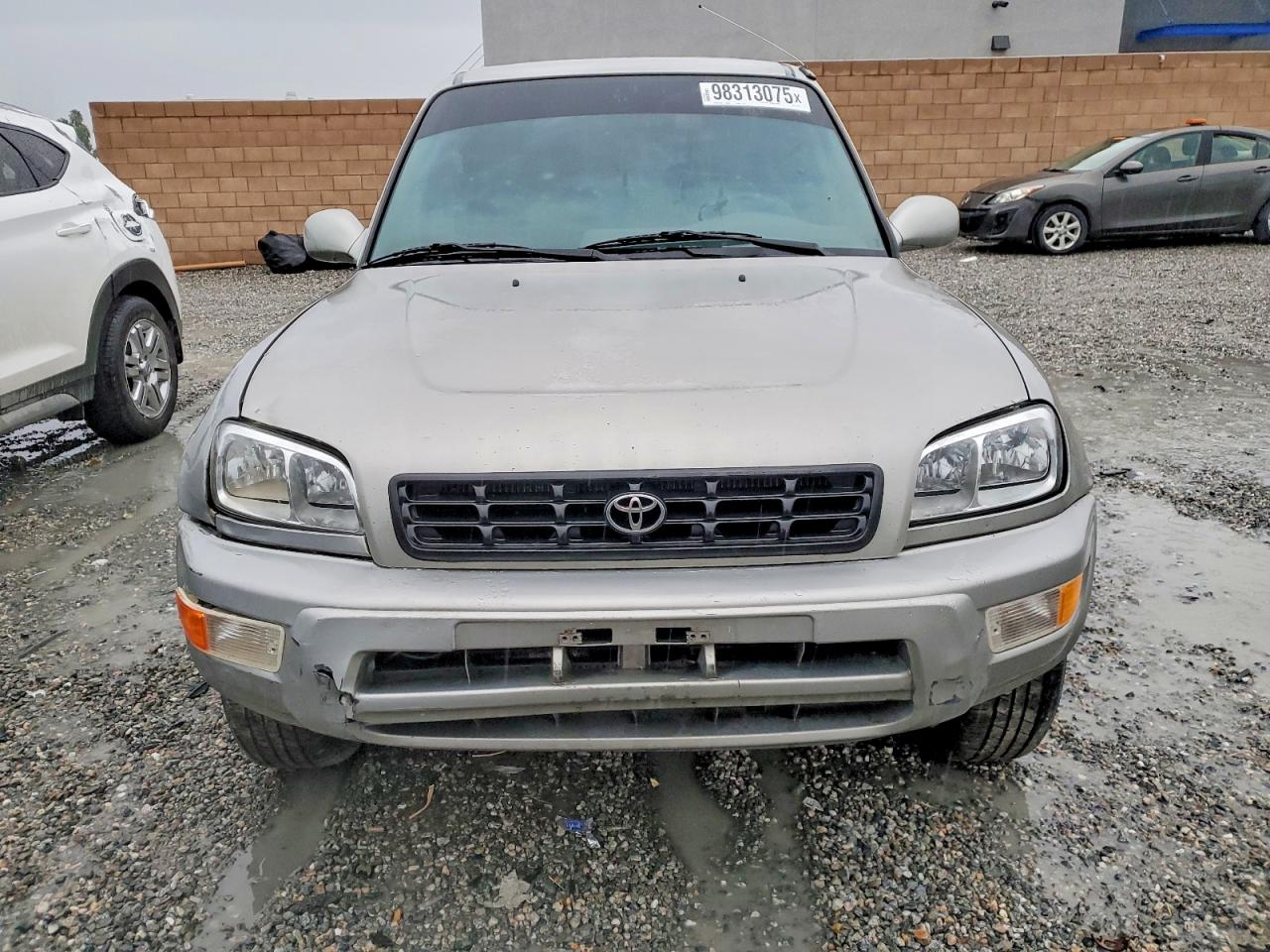 2000 TOYOTA RAV4 photo 5